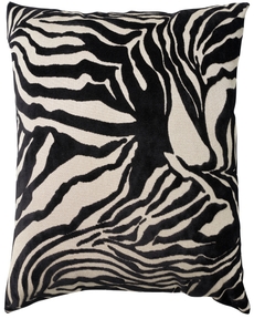 Sofia L3028 Black 18" X 18" Throw Pillow